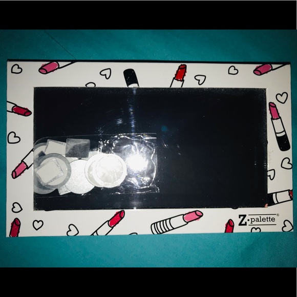 Makeup Z Palette - Picture 1 of 2